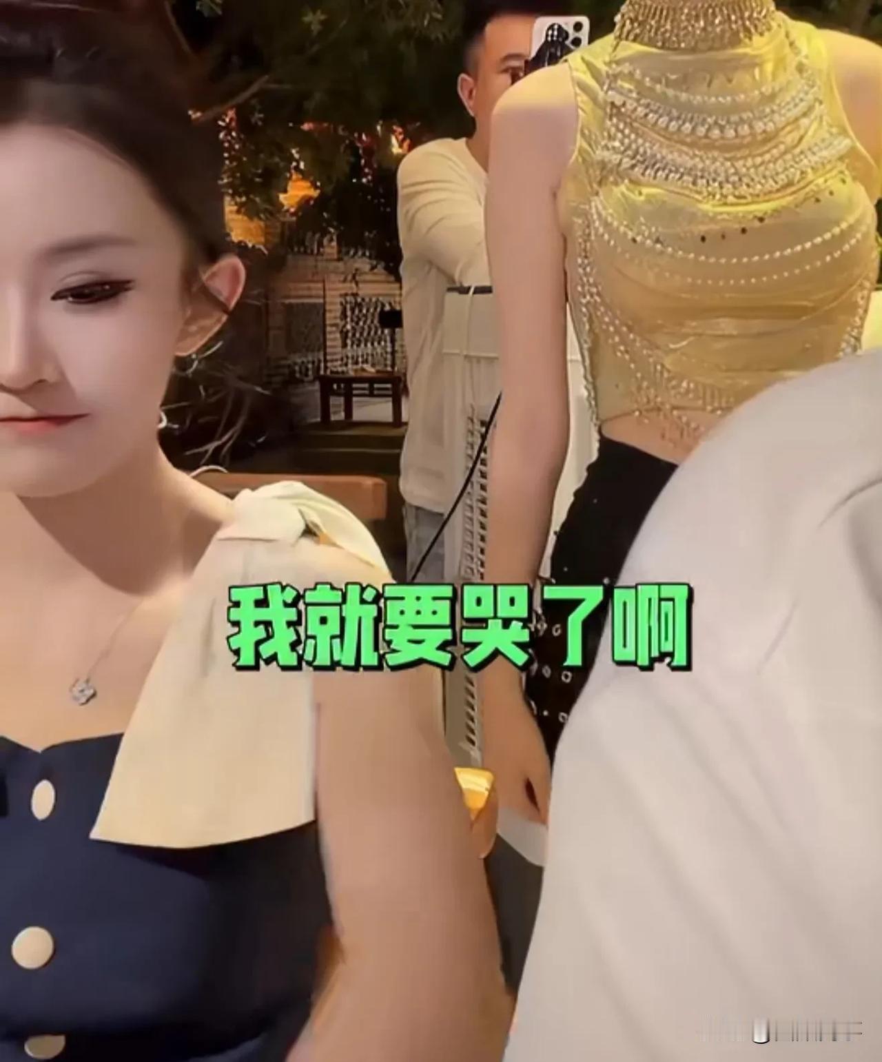 二驴落泪讲述撵走四平阿厦，阿厦懂得感恩特别欣赏他！太