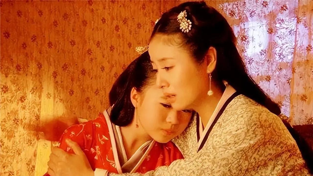 古人为何爱娶十三四岁少女？有3个很现实的原因... 第一个原因，是古时候人的