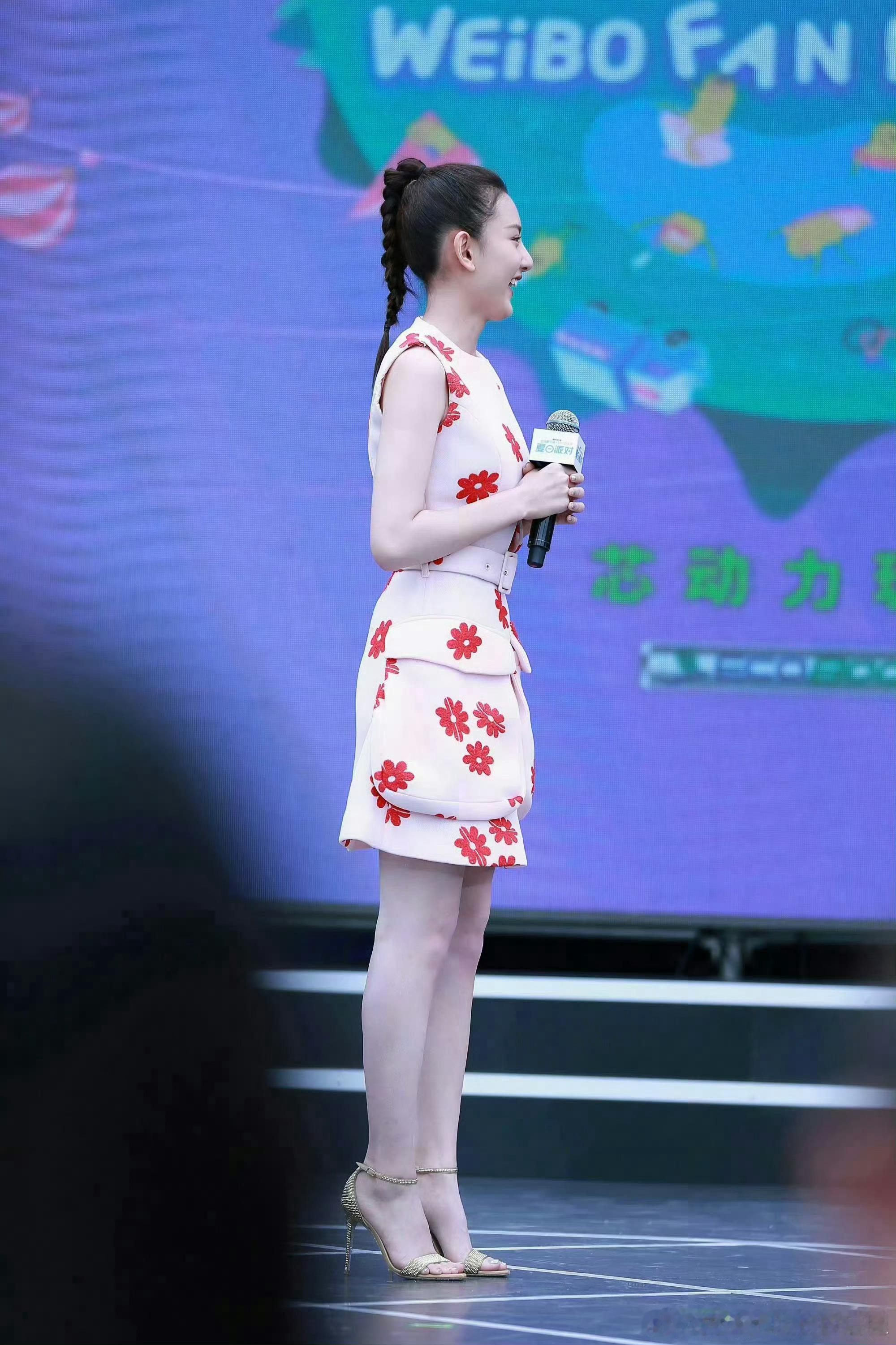 丁禹兮宋祖儿戏外路透宋祖儿
