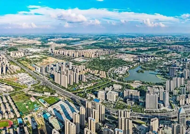 为何美国电商没干趴实体店，中国电商却让实体店承压？同样是电商普及，中美实体店