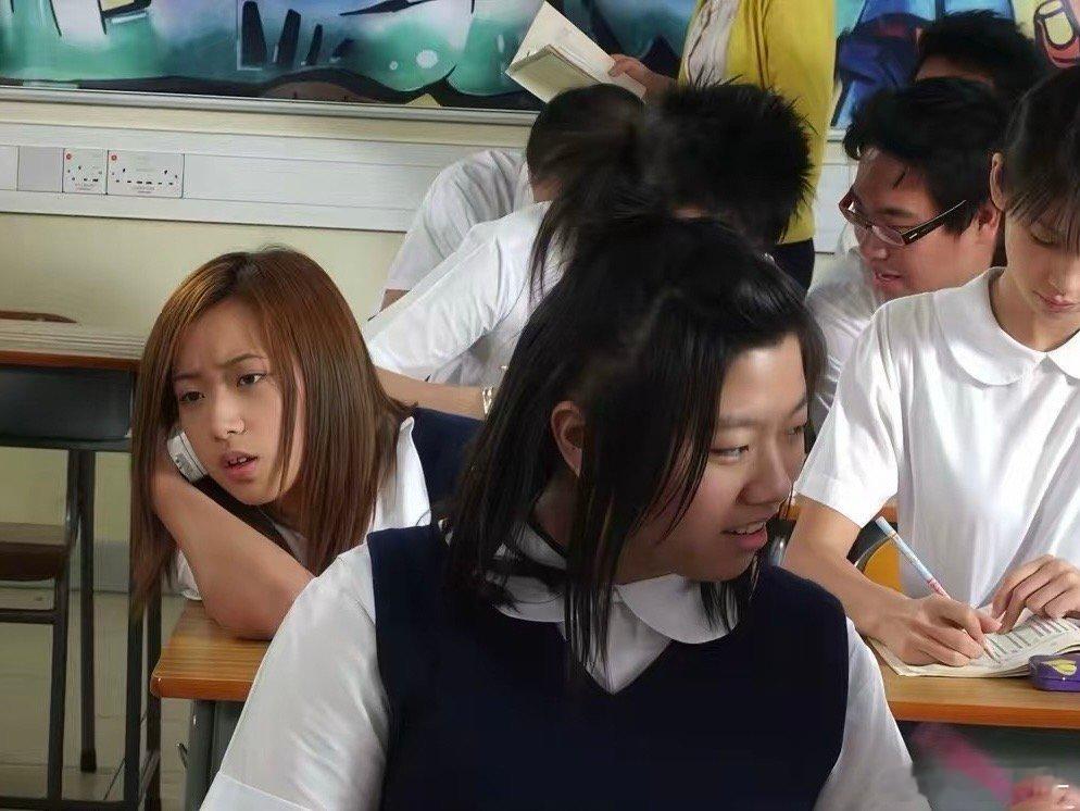 这是杨颖十六岁时候的照片