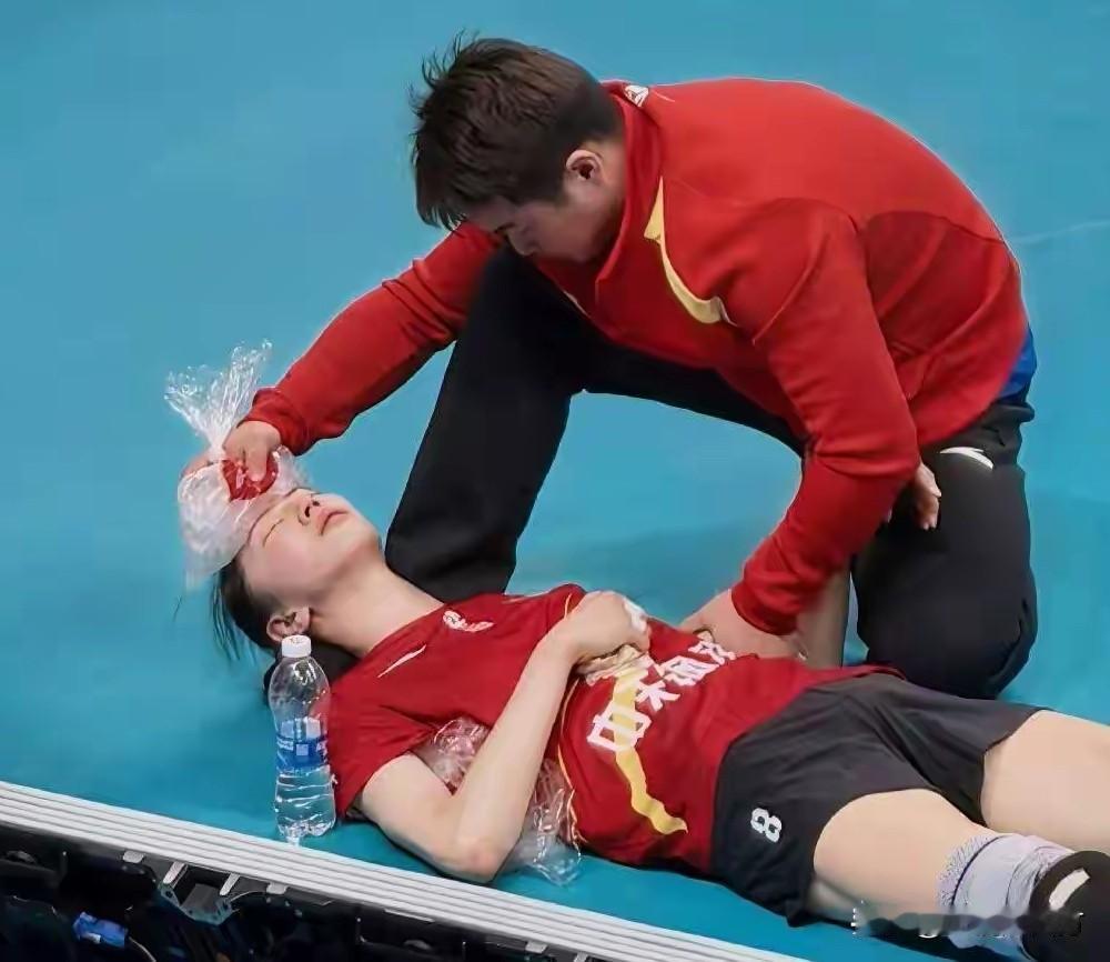 女排联赛A级第五轮，江苏女排客场3-1击败北京女排，豪取五连胜，吴梦洁再次以48