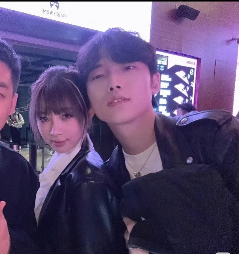 有点好奇当年的痞幼是怎么火的