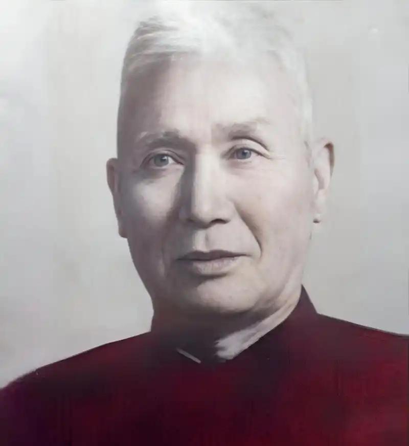 1938年，128师俘获数名日军。下属请示师长王劲哉如何处置。王劲哉没有任何