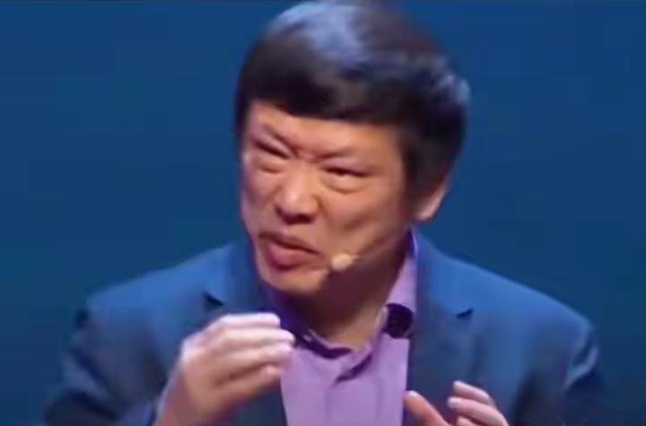 胡锡进与境外媒体相互呼应，引导中国舆论，这样的情况已出现不止一两次。这种反常现象