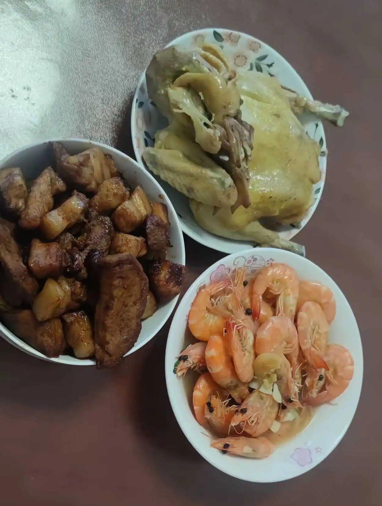 三个菜花了80元，价格还可以吧！