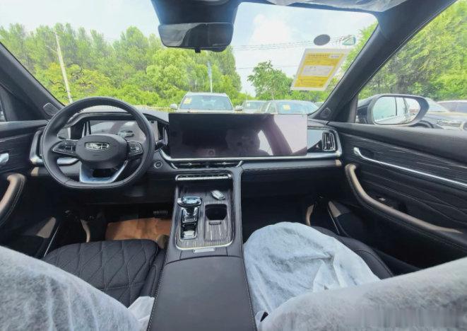 去试驾星越Li-HEV智擎混动了，动态分享来说一下这次试驾星越Li-HEV智擎混动的感受吧，先说底盘