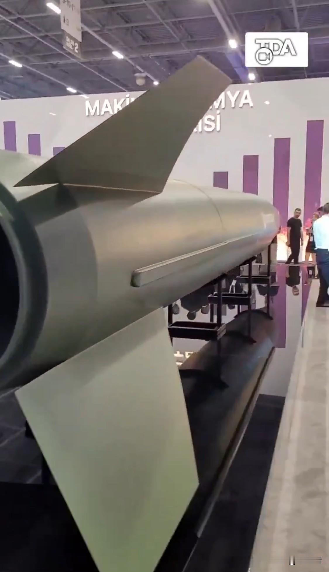 希腊媒体发出警报：泰丰导弹改变了局势希腊媒体《银行业新闻》称，土耳其最新的“