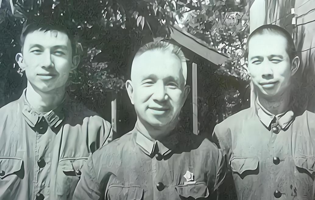 1942年，粟裕正率领新四军第一师在苏南水乡进行频繁的反"扫荡"和反"清乡"斗争