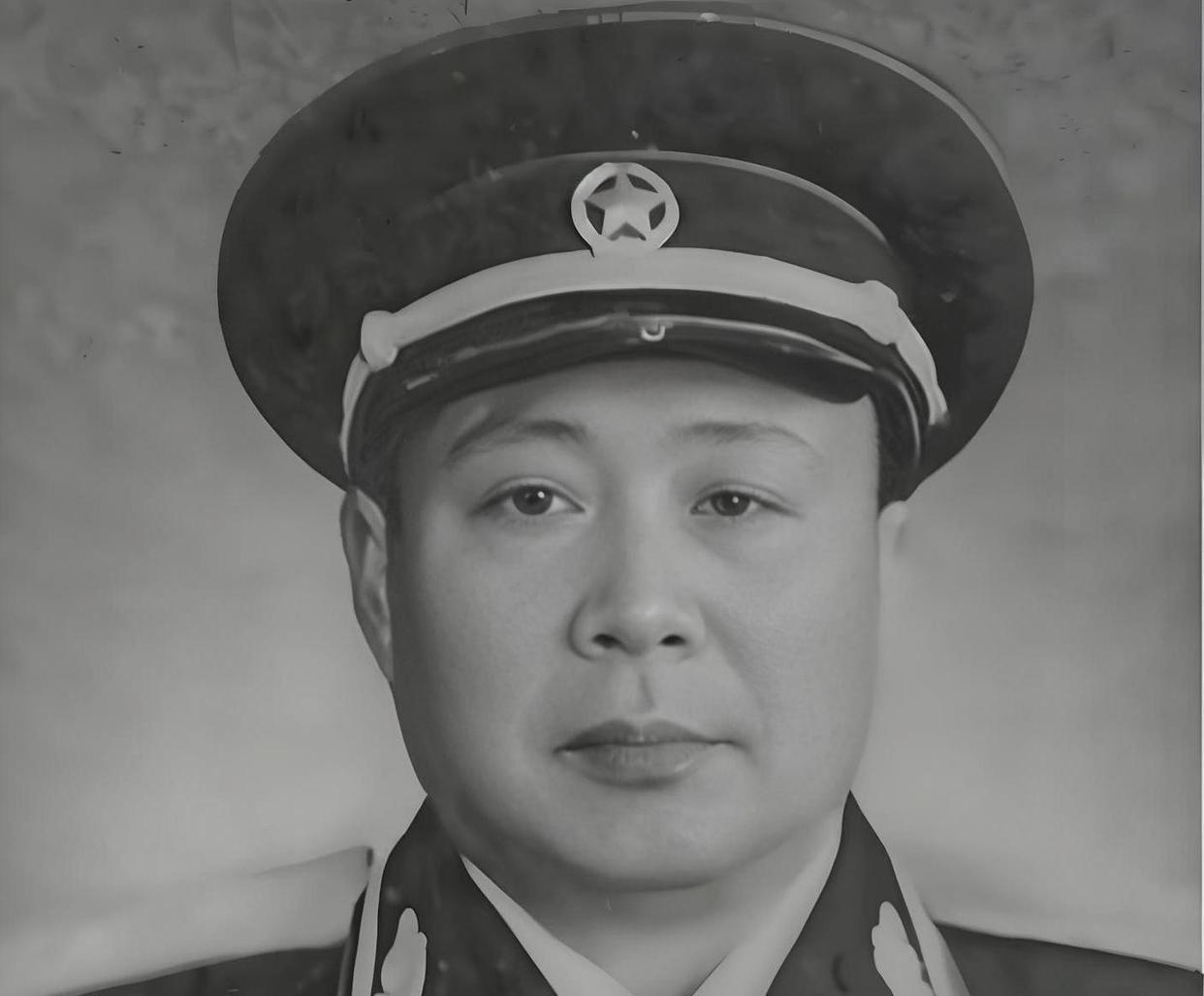 1955年授衔时，老红军罗厚福仅被授予大校，而他的搭档王树声是大将、他曾救下的