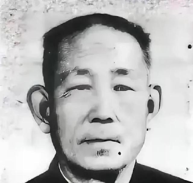 1944年，伪军旅长莫正民见日军大势已去，决定率部起义反正加入八路军，谁知这时，