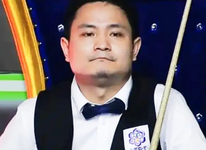 许医尘单杆过百六连鞭，10-4力克卡林顿，晋级世锦赛第二轮！ 北京时间4月8