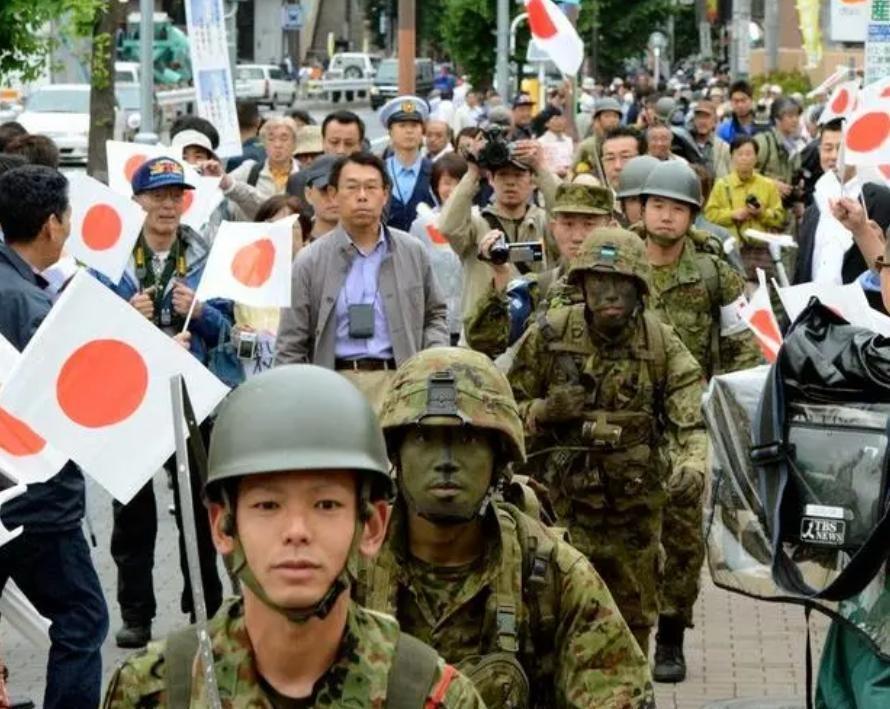 10月17日,德国外交部长瓦德富尔在柏林日德中心提出,德国与日本联手对抗中俄,打