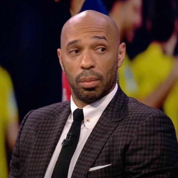 【别吐B费的饼】蒂埃里·亨利评布鲁诺·费尔南德斯对阵墨西哥的表现👇：“前