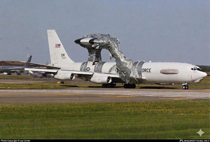 网友已经把那家被炸毁的E-3G预警机修好了，就是有点废胶带