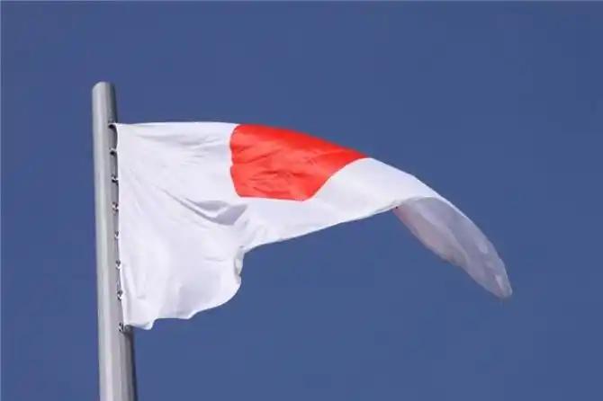 据说日本外务省内部最近流传一句话：我们不是被中国惩罚了，是被中国放下了。这句话比