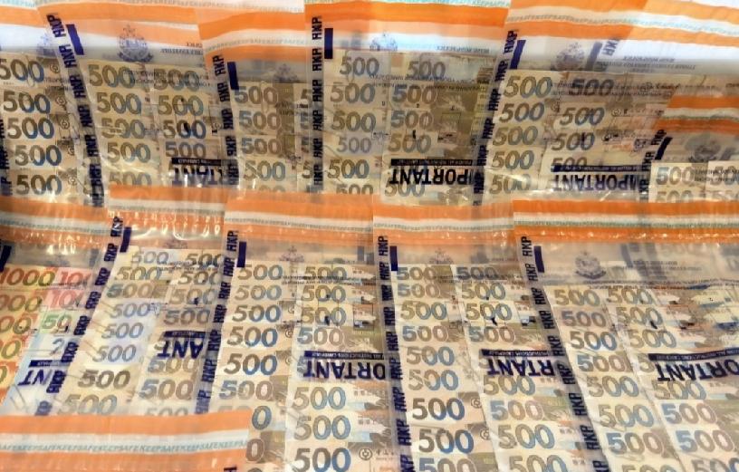 近日，香港旺角警方侦破一宗专门针对赴英国、澳洲留学的内地留学生的跨境电话诈骗案。