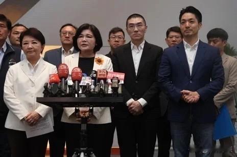 台北市长蒋万安今（19日）与云林县长张丽善、基隆市长谢国梁共同拜会台中市长卢秀燕