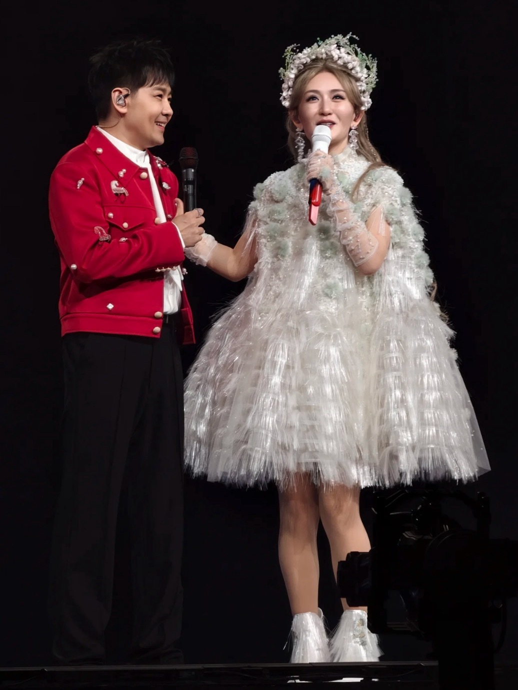 谢娜演唱会林志颖来了！！！