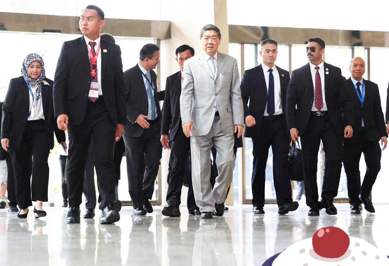 国台办回应“全球通缉台独分子”：法网恢恢，终身追责！台独分子无处可逃11月