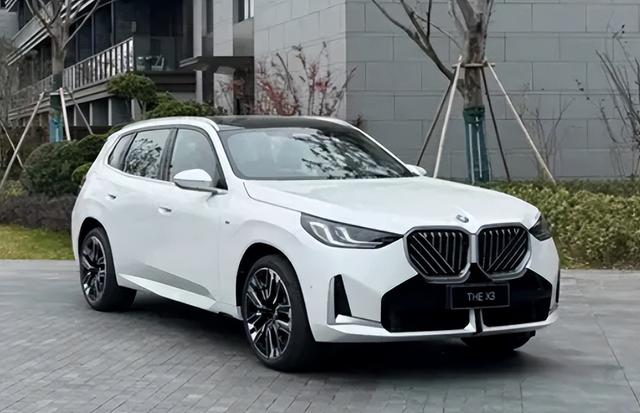 买X3还是加钱上X5? 轴距相同的两台宝马SUV, 差价20万该怎么选?