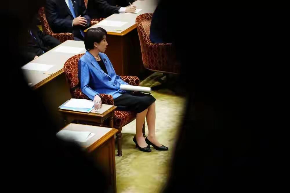 没想到，它是这样当上日本首相的？堂堂一国首相高市早苗的竞选团队，竟然在背地里玩