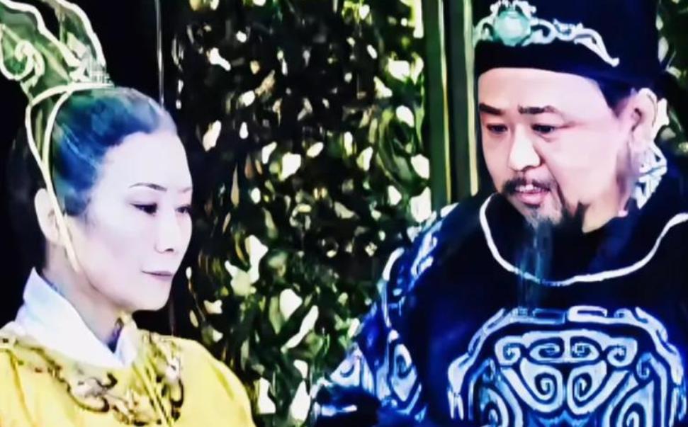 公元700年，76岁武则天来看望病重的狄仁杰。想不到，奄奄一息的狄仁杰却提出一个