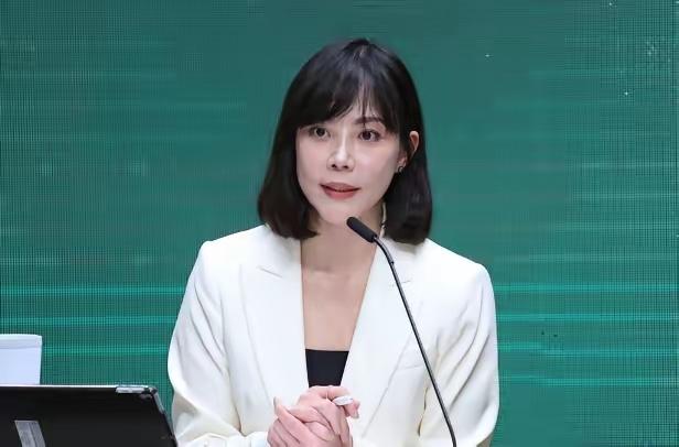 台“行政院”发表声明，4月16日，针对大陆再次呼吁台方尽快全面恢复两岸客运直航。