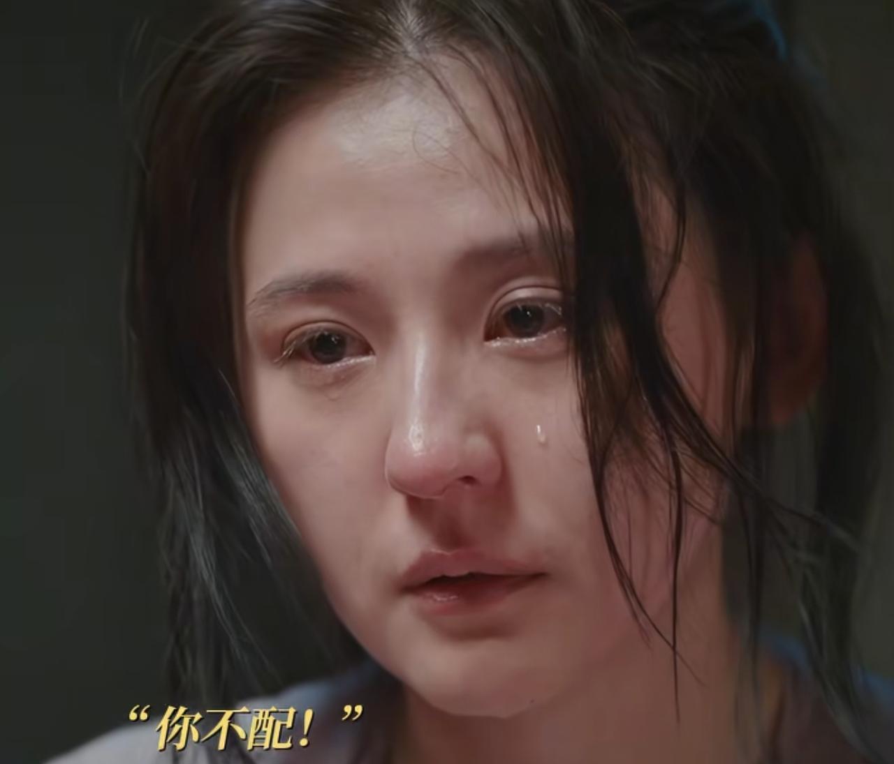 《灼灼韶华》原来萱萱是被她的亲叔叔陈二顺所害，而韶华更是将他一刀毙命！韶华回到