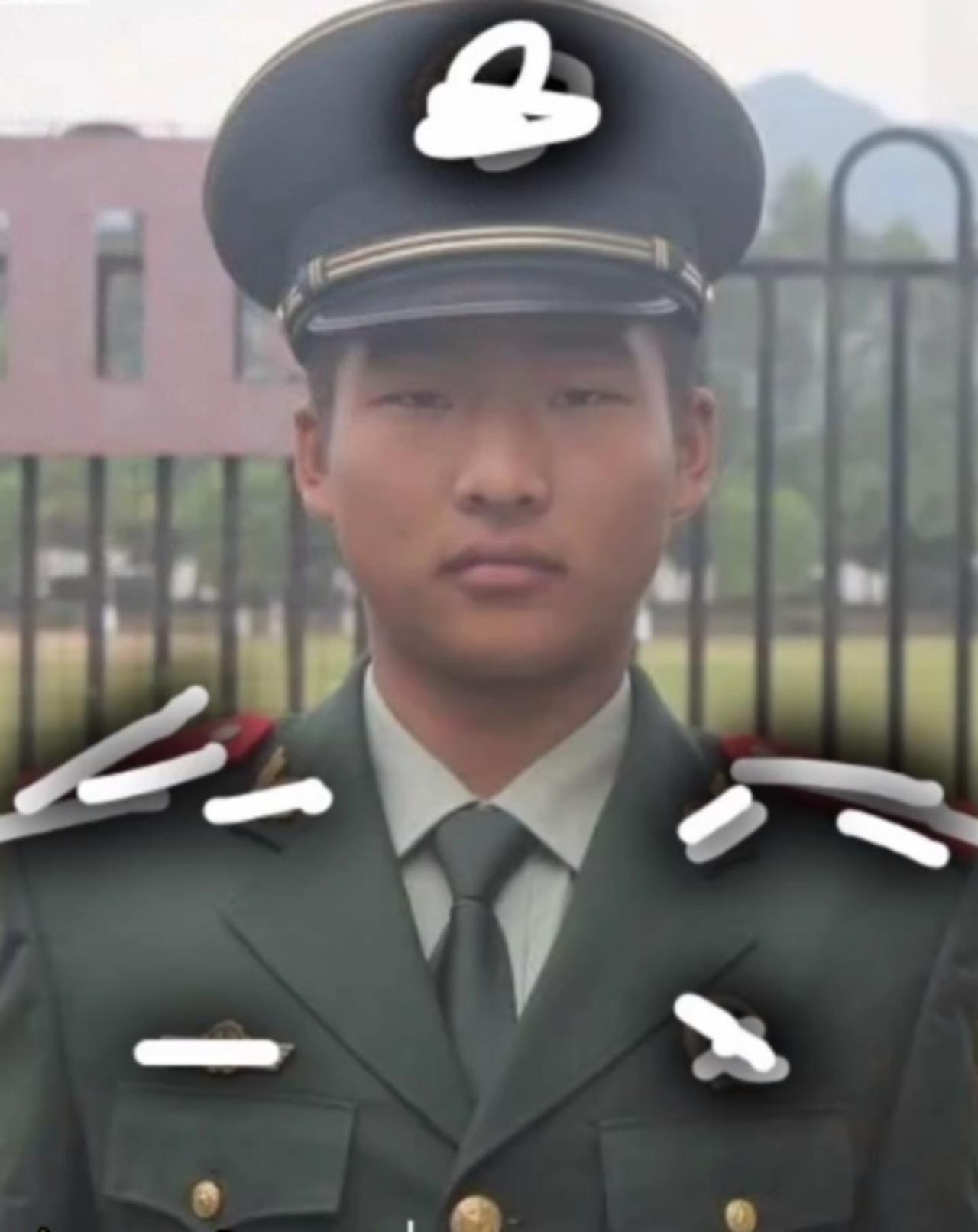 人财两空！河南30岁退伍老兵病逝，生前开奔驰，妹妹曾辍学捐骨髓30岁退伍兵离世