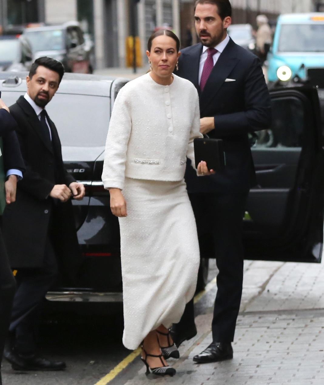 英国王室在伦敦圣詹姆斯宫参加完比阿特丽斯公主的1️⃣1️⃣个月大小女儿Ath