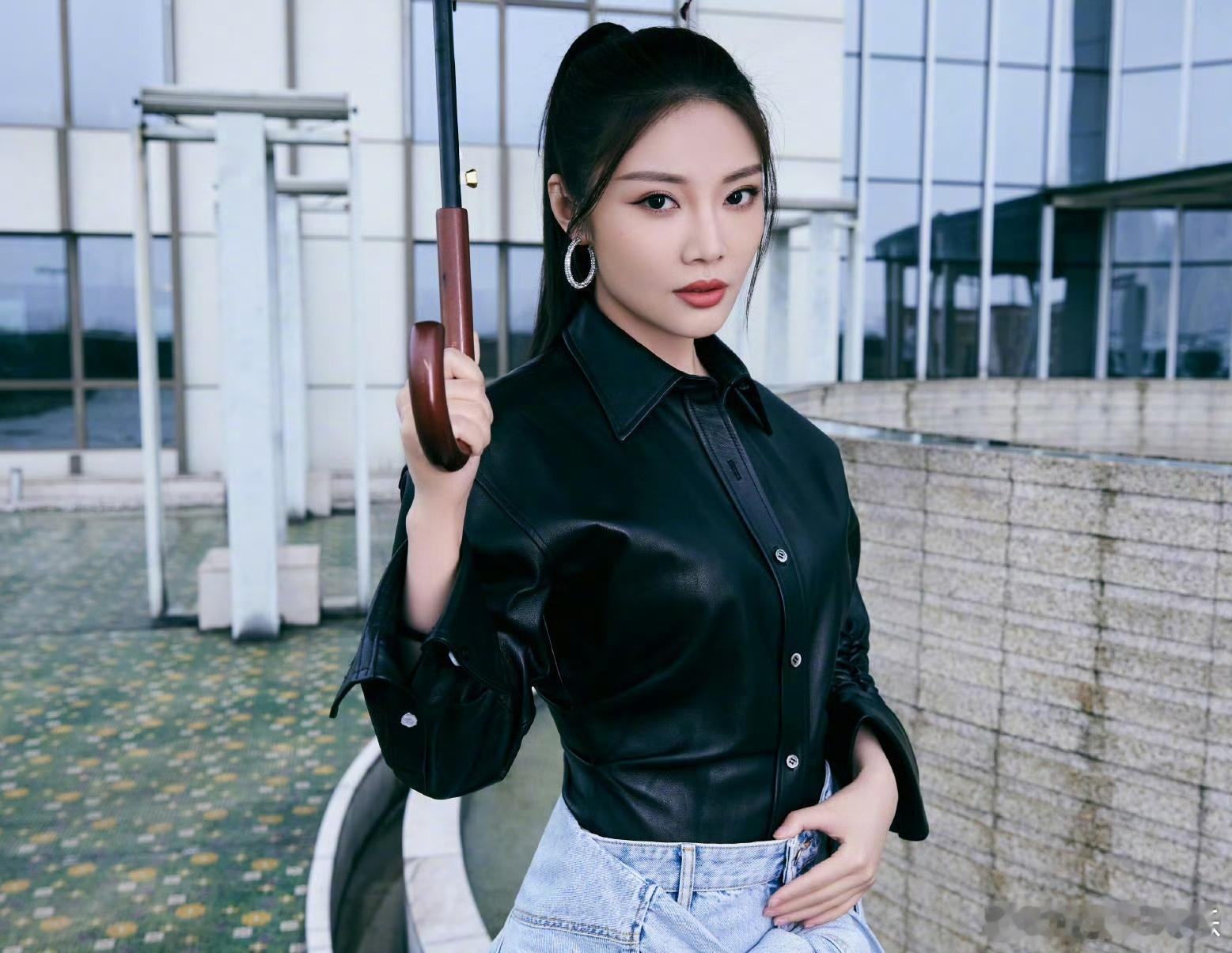 徐冬冬寸头也和婚礼不冲突徐冬冬新发型太绝了！婚礼在即剪短发毫不含糊，直言发型