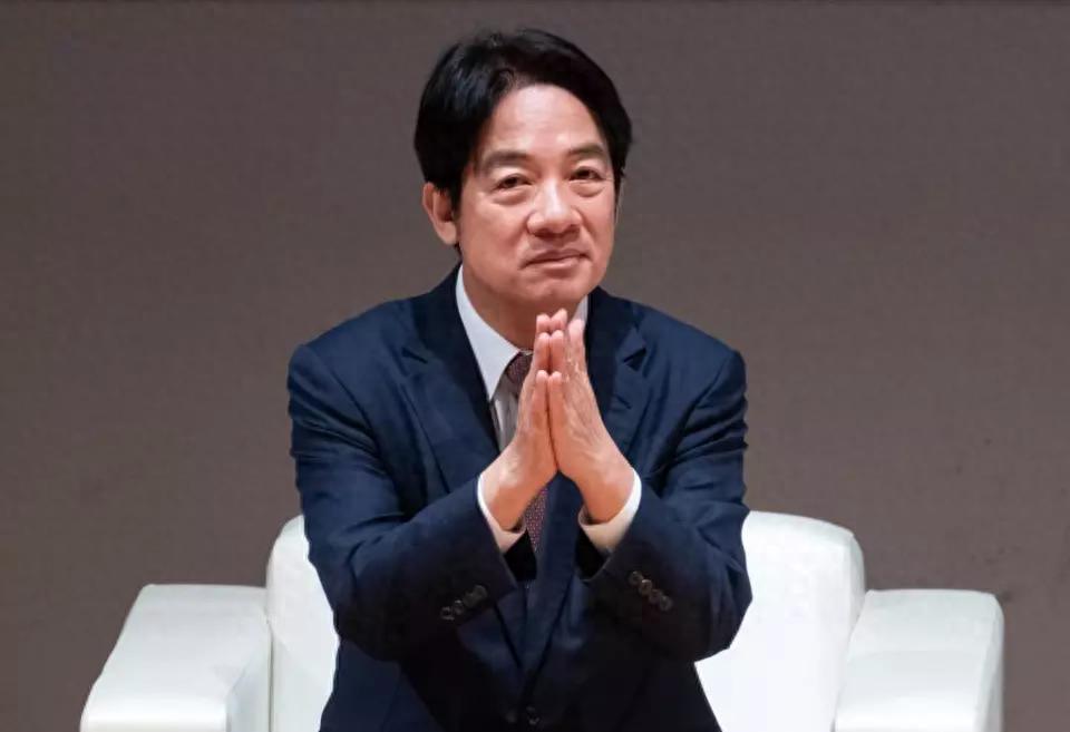 台湾媒体人吴子嘉昨天在节目中指出，大陆跟特朗普谈了两小时，会后美国应该要重申对台