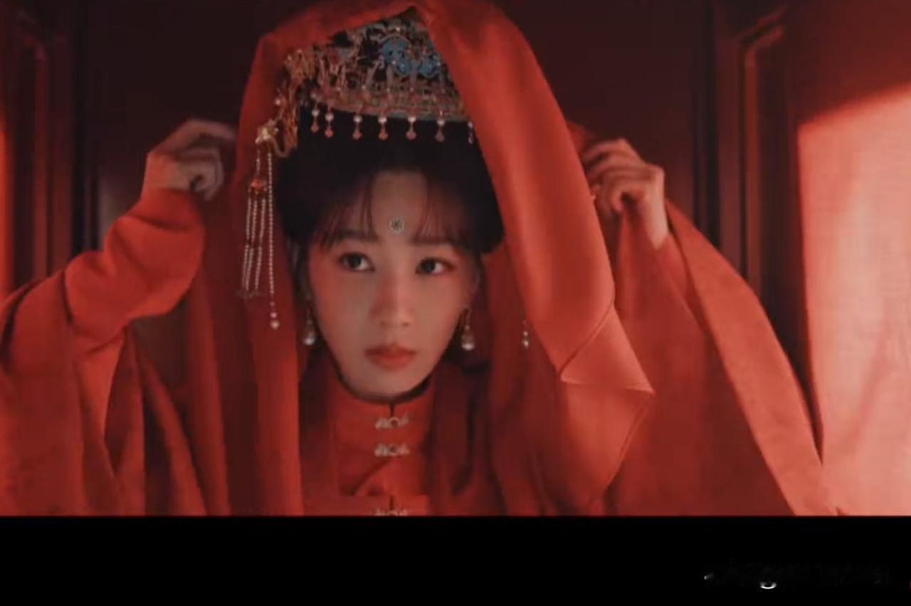 5月18日，杨紫《家业》第一个剧情高潮李祯成婚当天得知夫家图谋，杨紫出轿子这段