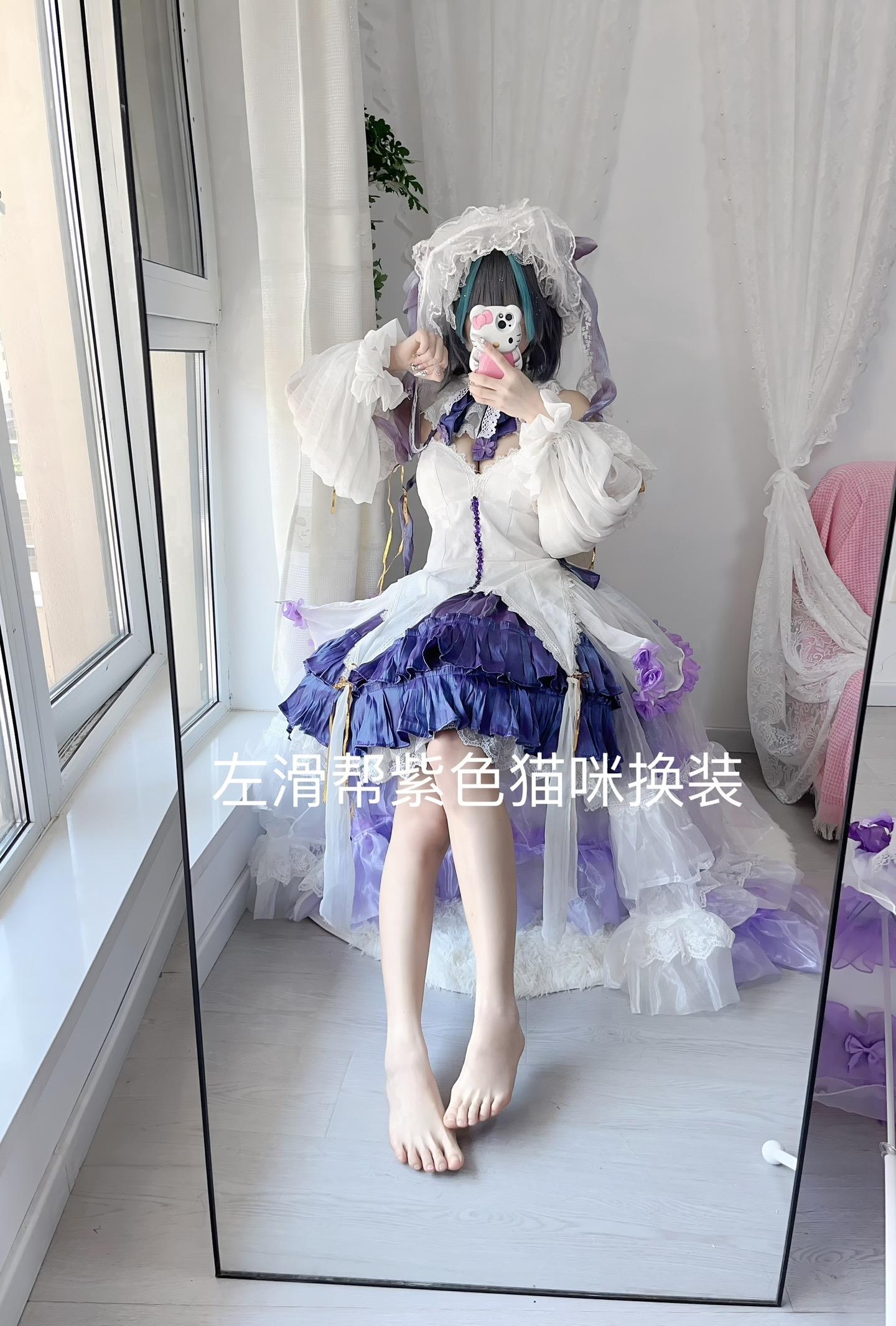 小猫怎么还有两副面孔呢。萌妹子
