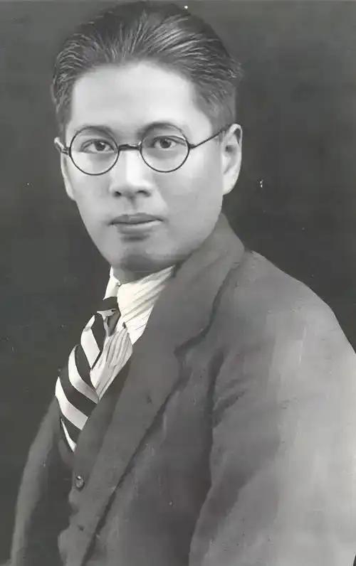 1933年南京：蒋介石当众掌掴宋子文，宋霭龄放狠话，"子文若出事，宋家绝不善罢