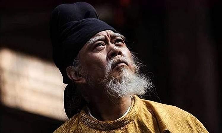 安禄山掀翻的不只是长安，还有玄宗憋了四十年的面子七百多天，从范阳到长安，一条叛