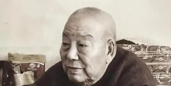 1951年5月李奇微为了切断志愿军后路，派出了精锐——187空降团，在志愿军后方