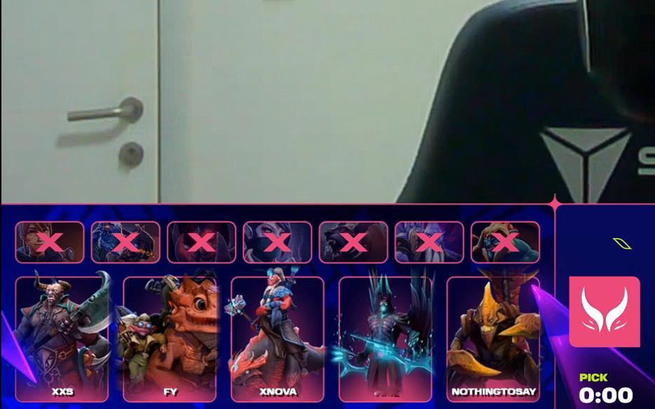 感觉八王是真会听社区建议改进BP的，这把双头龙ban了，森哥的小丑换了保线更强的