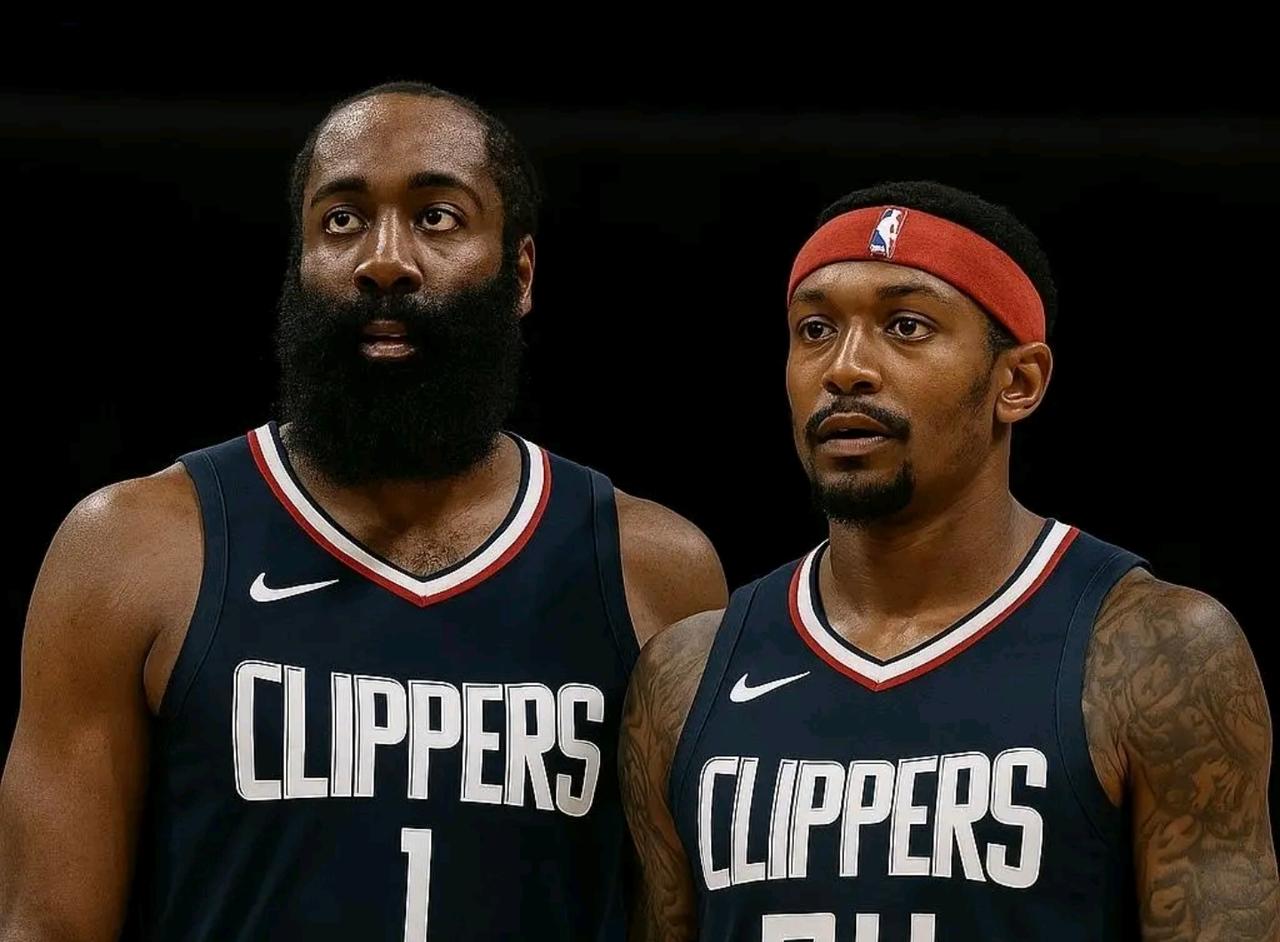 谈谈快船最终交易方案。众所周知，的管理层没有什么运作能力，自从梭哈后，元气