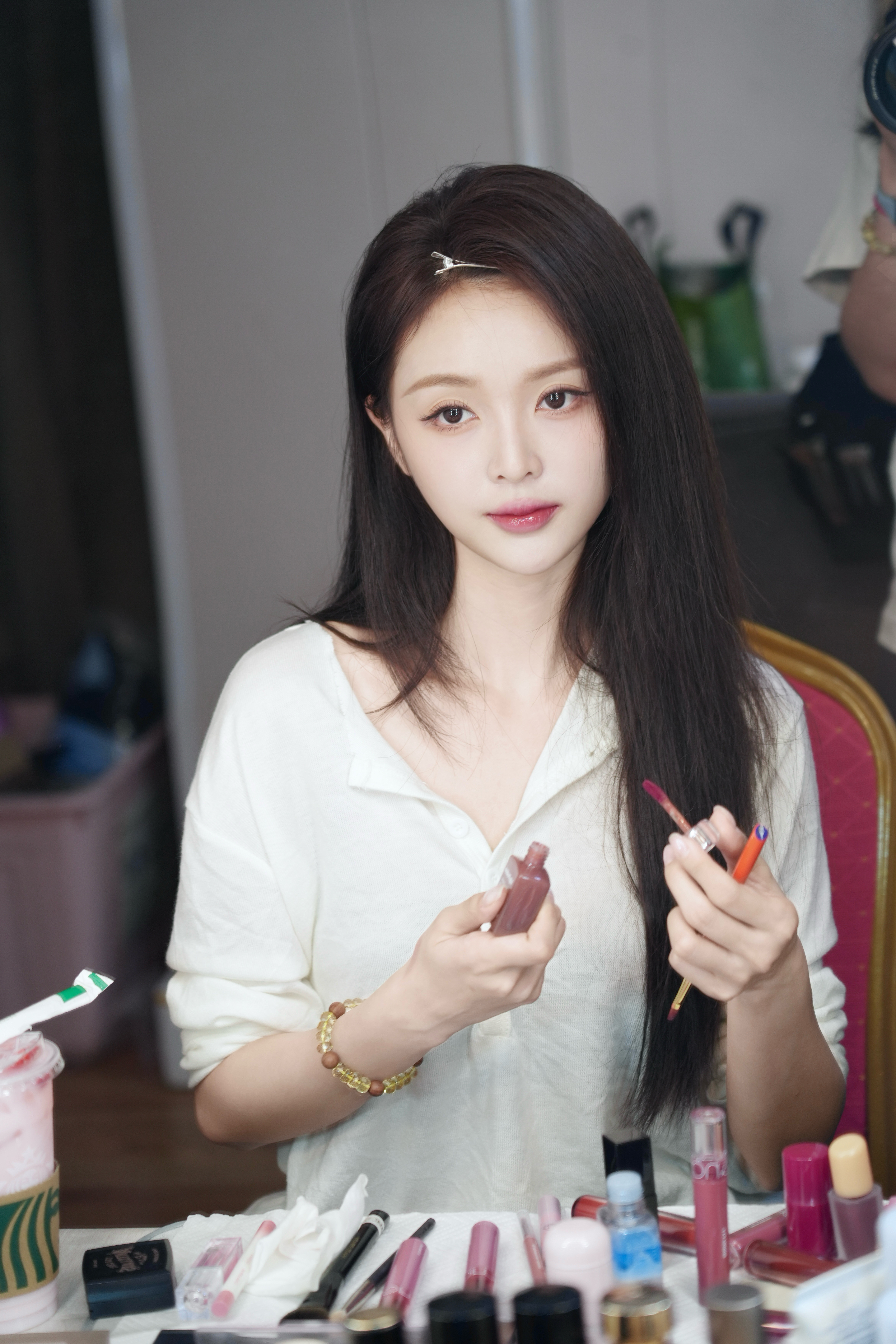 吴宣仪在复制粘贴的时代，你是手写的诗