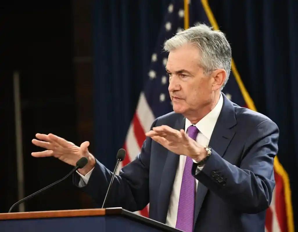 3月30日鲍威尔哈佛讲话，当众拒绝降息，直接点名将通胀高企归罪于关税政策，丝毫不