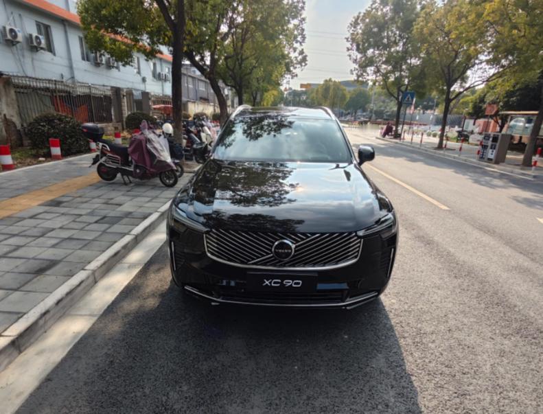 没选BBA，选了沃尔沃全新XC90，用车一个星期，用户分享感受关于选车这件