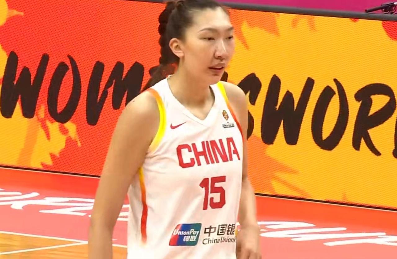 女篮世预赛中国女篮86：76战胜了南苏丹，看完全场重点聊三点：1，这支中国队的
