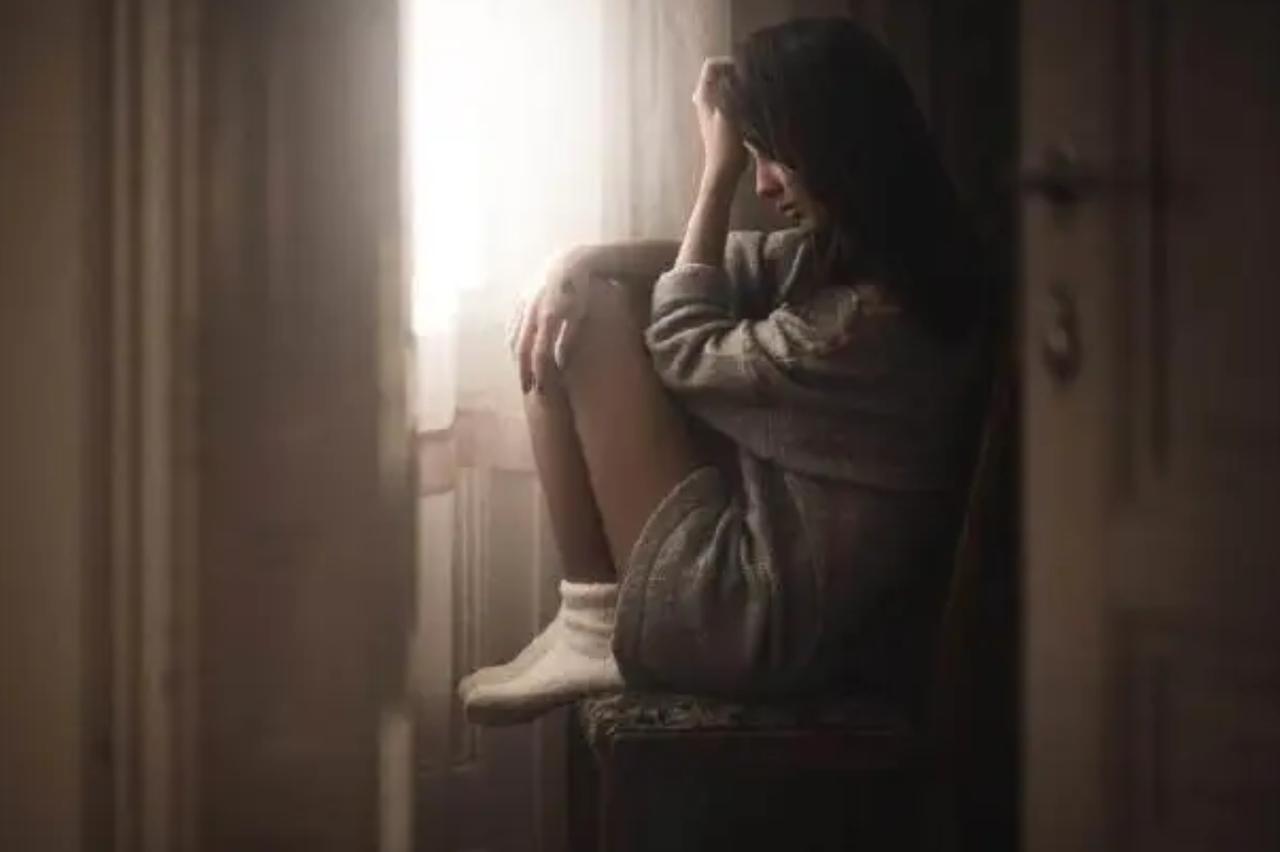 山西太原，一男子在朋友饭局上认识女子，两人相谈甚欢还加了好友，次日男子约女子吃饭