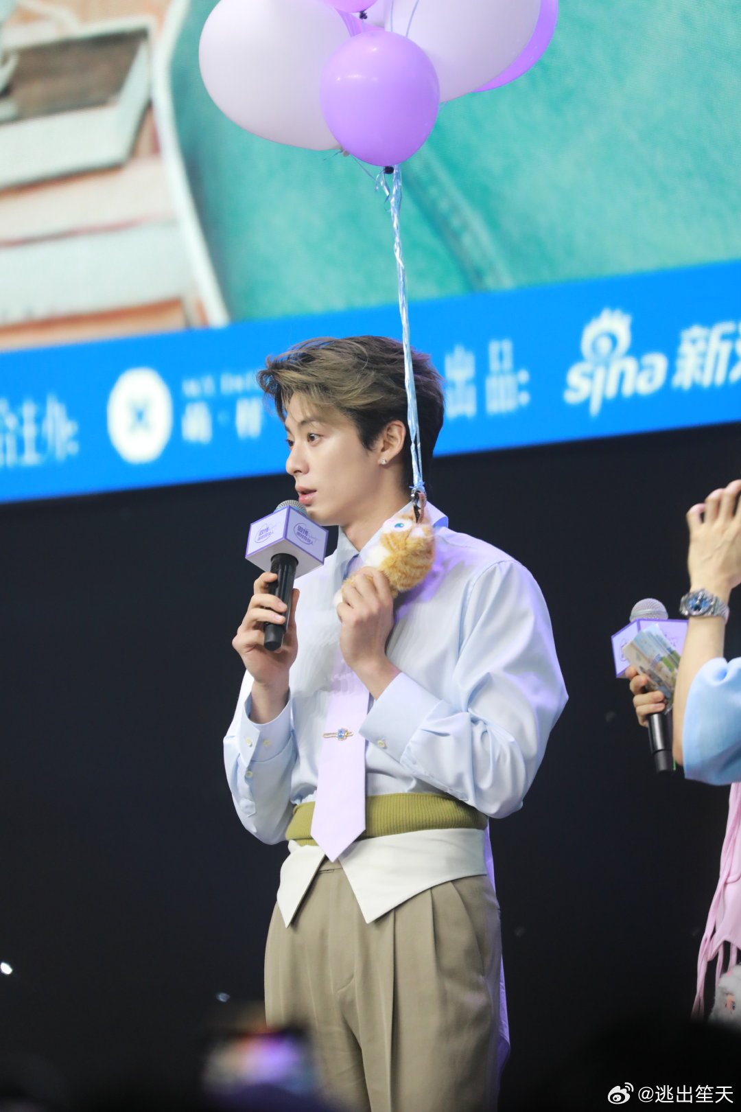 王鹤棣真的是天使是公主是圣母玛利亚是爱神丘比特是我老婆是我妈妈是我妻子是我女儿