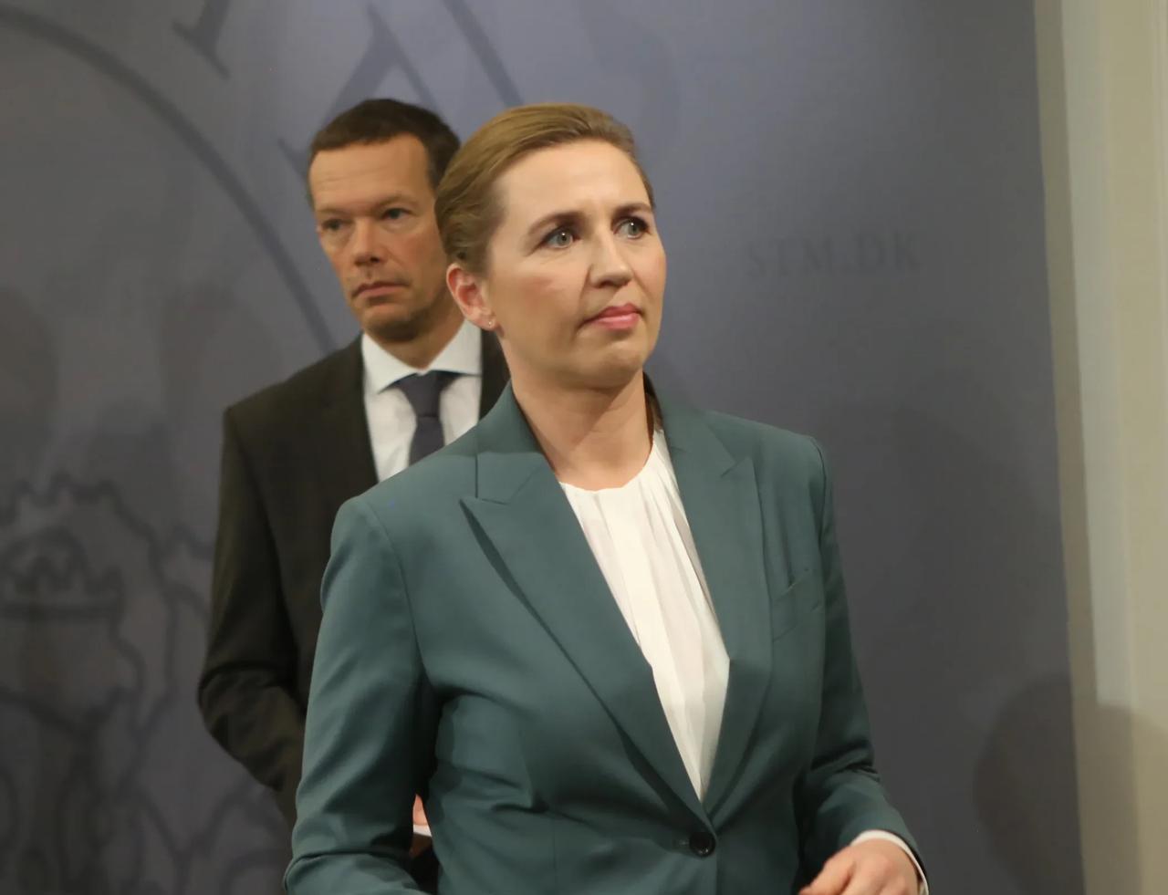 内塔尼亚胡最近可能要摊大事了？就连温柔著称的丹麦首相弗雷泽里克森也站出来指责他：