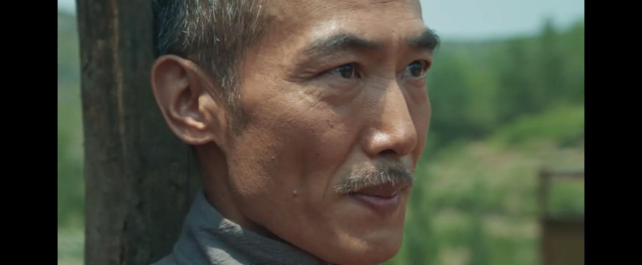 《生万物》宁学瑞听到腻味把他爹娘的死全部怪罪于乡亲们，实在听不下去了！告诉腻味