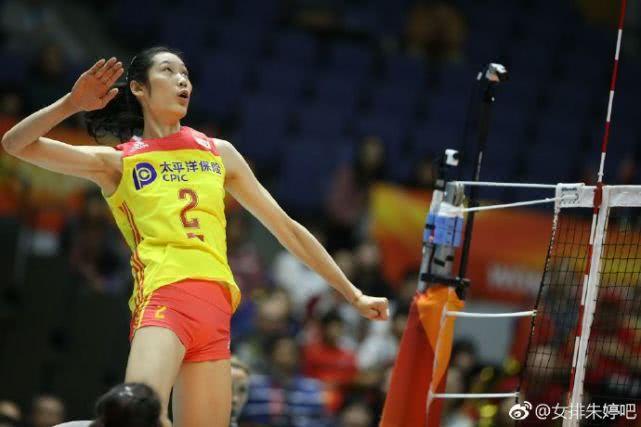 朱婷是前中国女排国家队队长，里约奥运会冠军。由于种种原因，朱婷长期在国外俱乐部打