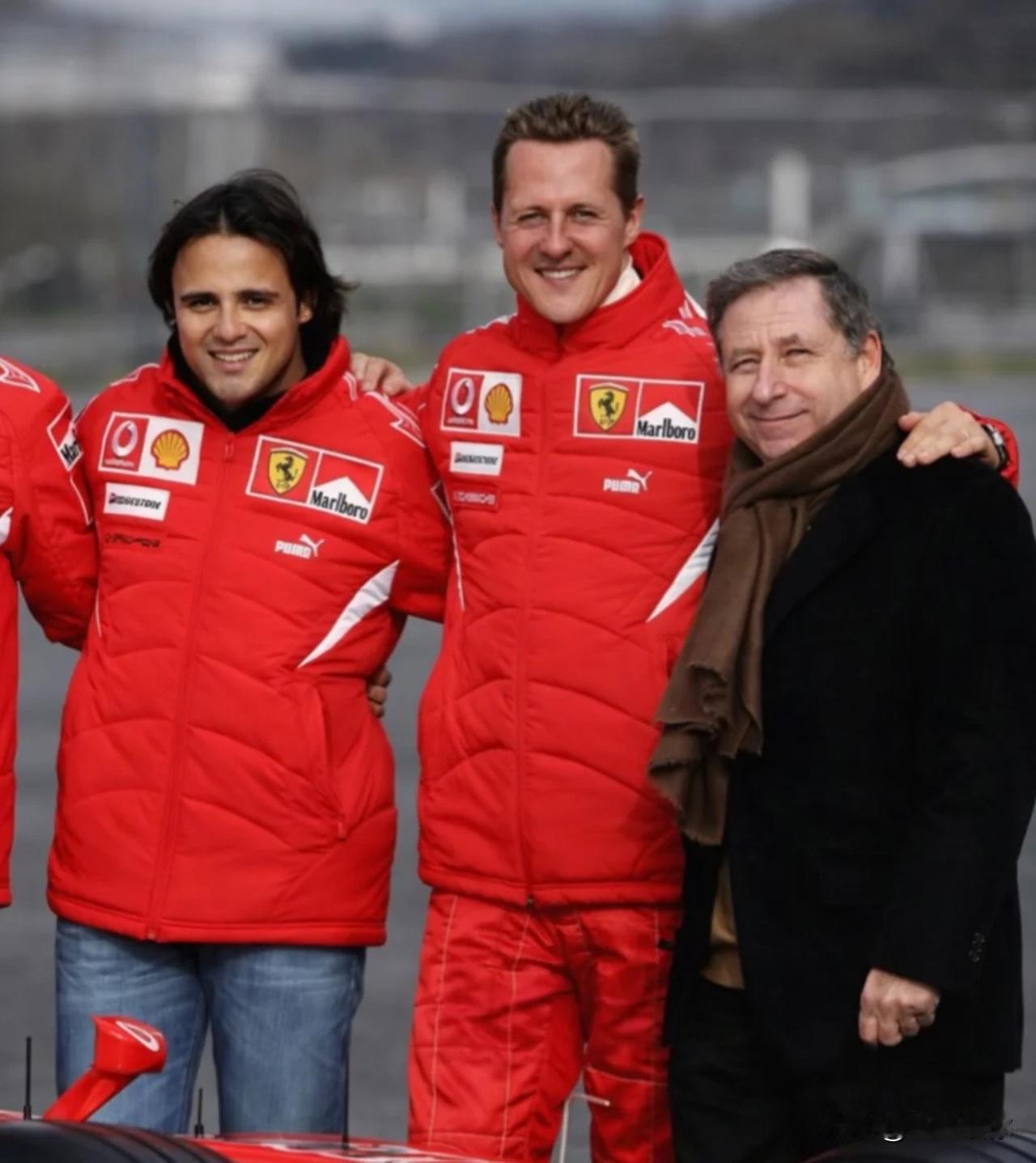 我猜测舒马赫醒来之后看到电视上面的汉密尔顿维斯塔潘kimi，感觉自己只是睡了一觉